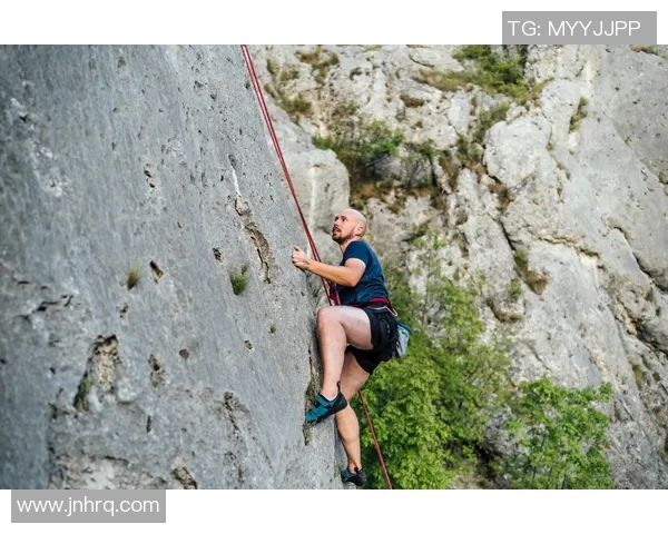 今年运动数据赵军独家分享攀岩技巧与心得体会助你提升攀岩水平与安全意识